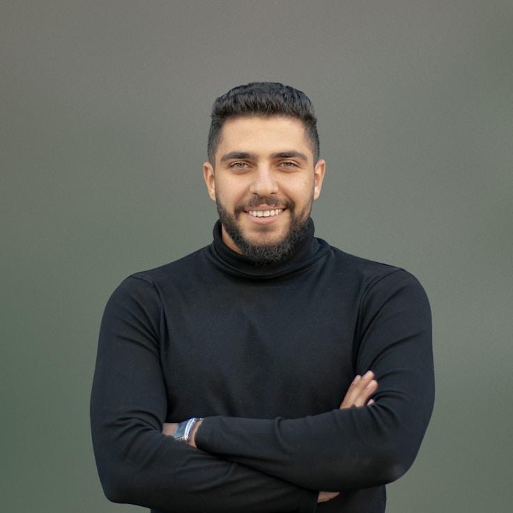 Portrait of Aria Chen, group coordinator and fusion cooking expert